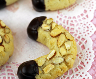 Chocolate Dipped Almond Horn Cookies