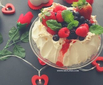 Pavlova with mixed berry for my Valentine!