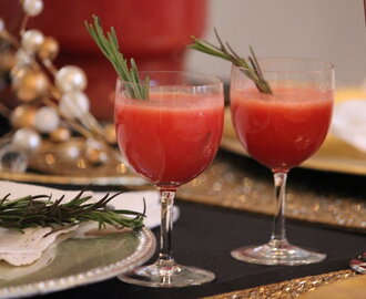 Cranberry and Pomegranate Red Punch Recipe