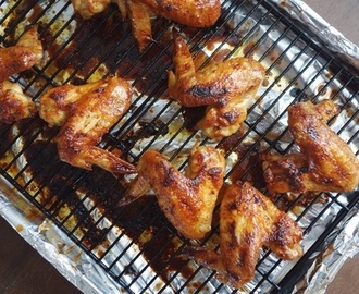 Sriracha Honey Butter Chicken Wings Recipe - Quick & Easy