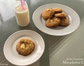 White Chocolate Chunk Macadamia Cookies