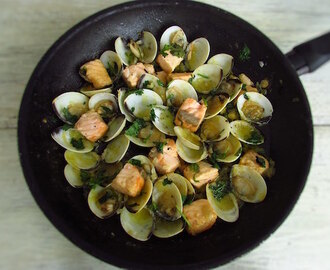 Salmon with clams | Food From Portugal