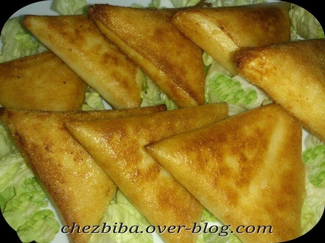 bourek triangle au pdt et fromage بوراك بالبطاطا والجبن