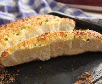 40 minutes bread recipe - Onion cheese bread 40分钟面包食谱 - 香葱芝士面包