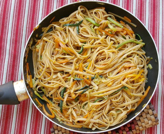 LINGUINE VEGETARIANE ricetta con zucchine e carote