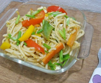 Hakka Egg -Vegetable Noodles