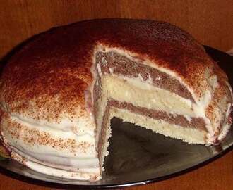 Káprázatos joghurtos bögrés torta, a világ legkönnyebben elkészíthető krémjével!