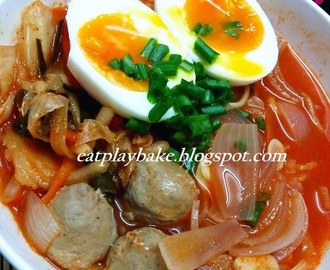 韩式泡菜汤面 Kimchi Noodle Soup