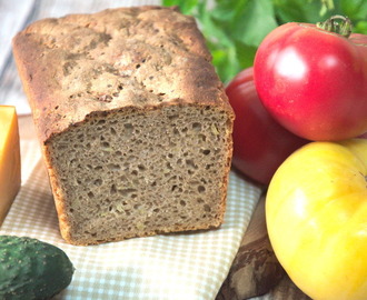 Chleb pszenno-żytni z ziemniakami na zakwasie