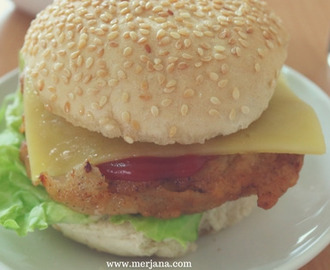 KFC Style Crispy Chicken Zinger Burger