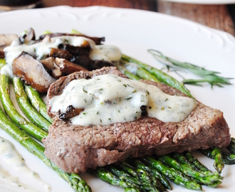 30-Minute Perfectly Broiled Steak & Vegetables With Béarnaise