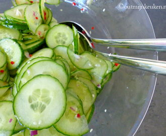 Recept | Oosterse komkommer salade