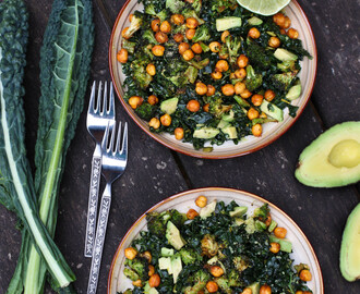 Kale & Avocado Salad with Roasted Chickpeas & Broccoli