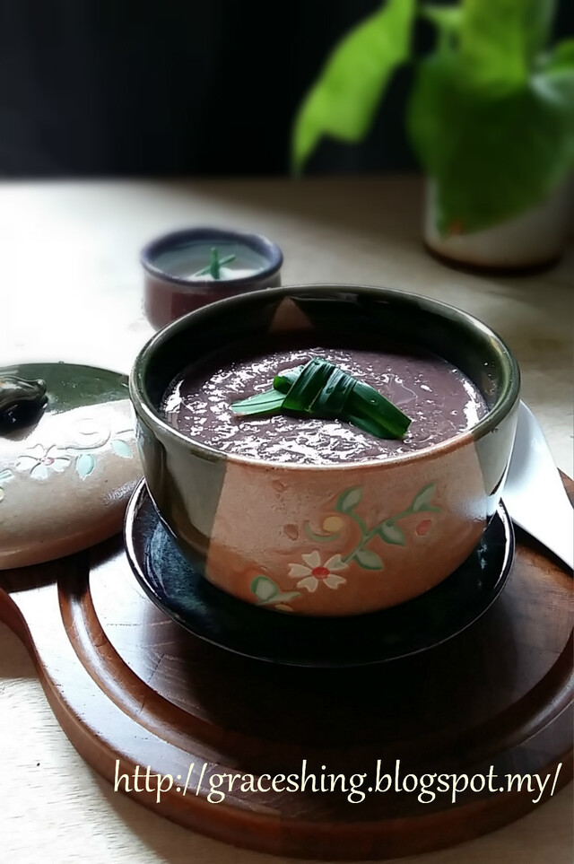 椰汁红豆沙 Red Bean Soup with Coconut Milk