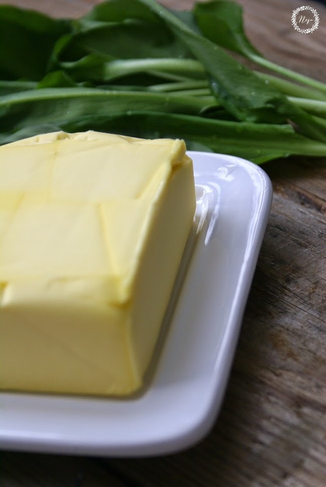 Wild Garlic Butter / Maslo s cemazem
