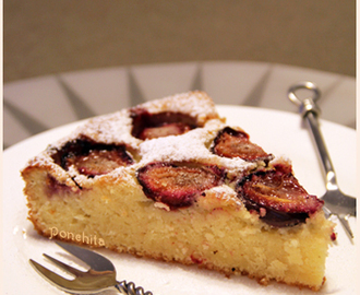 Миндальный пирог со сливами (Almond Cake with Plums)