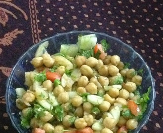 Aloo Chana Chaat Recipe | Potato and Chickpea Salad