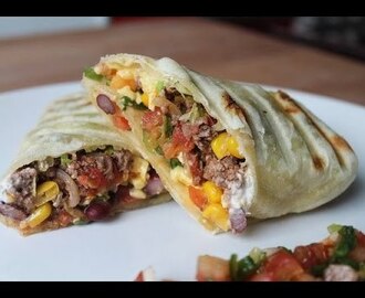 Burritos mit Hackfleischfüllung (Rezept) || Beef Burritos (Recipe) || [ENG SUBS]