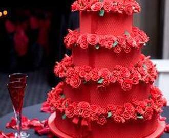 Decoración Torta con rosas rojas