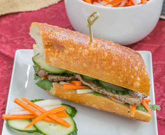 Grilled Pork Báhn Mì Sandwich #SundaySupper