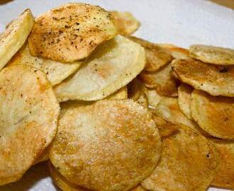 Chips di patate light al forno con pepe e rosmarino