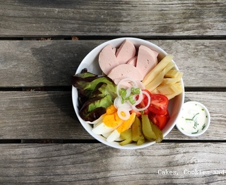 Swiss Bowls - Wurst Käse Salat in der Schüssel