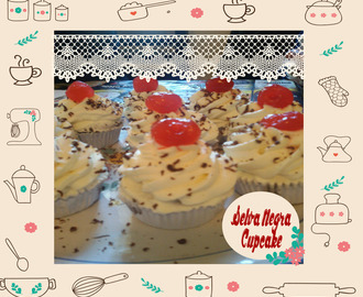 Receta de Cupcake: Selva Negra / Black Forest Cupcake (pura tentación!!!)