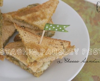 Pesto Cheese Sandwich / Topli sendviči s pestom