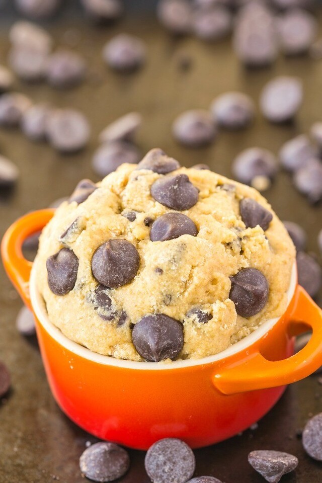 Healthy Classic Cookie Dough For One (Paleo, Vegan, Gluten Free)