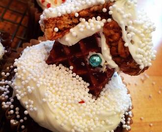 Mini Gingerbread House Cupcakes