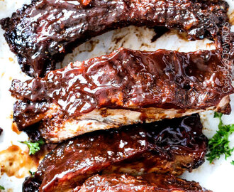 Fall Off the Bone Slow Cooker Barbecue Ribs