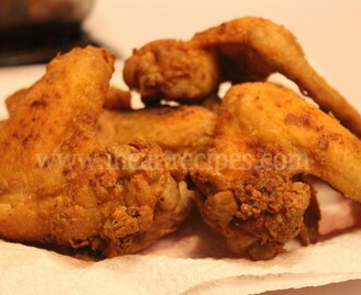 Old Fashioned Crispy Fried Chicken Wings