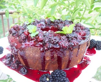 Lemon Cake with Blackberry Topping