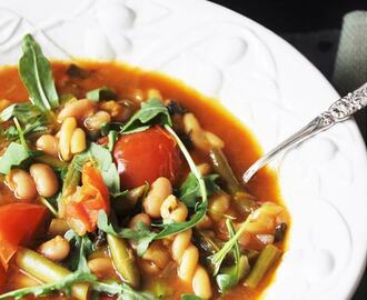 Minestrone Soup with Arugula