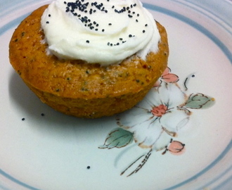 Vegan Orange and Poppy Seed Muffins xx