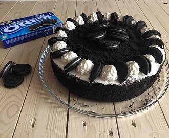 Tort Oreo | AleTorcik! - przepisy na pyszne, domowe ciasta, ciasteczka i torty.
