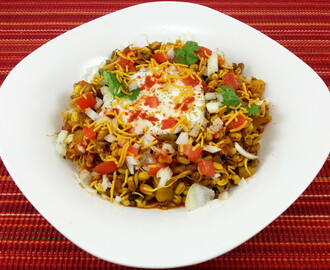 SPROUTED MOONG CHAAT