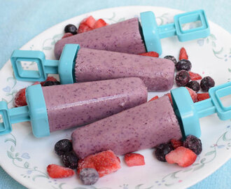 Berry Banana Smoothie Popsicles