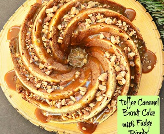 Toffee Bundt Cake with a Fudge Ripple and a Caramel Glaze #peoplehoodofthetravellingswirlypan