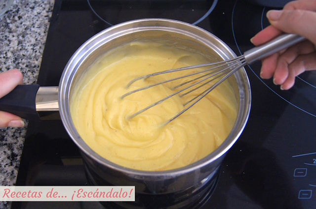 Crema pastelera casera, cómo hacer la receta de forma fácil y perfecta