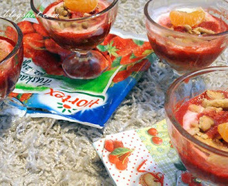 Truskawkowy deser na zimno / Strawberry dessert on cold