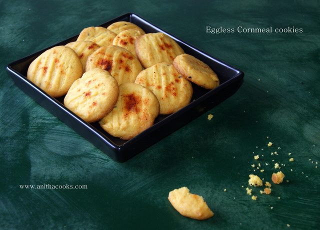 Eggless cornmeal cookies
