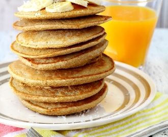 Banana Oat Blender Pancakes