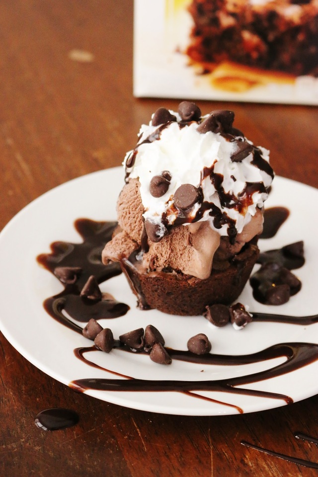 Brownie Sundaes with Homemade 3 Ingredient Chocolate Ice Cream