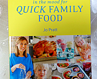 In The Mood For Quick Family Food by Jo Pratt (book review + carrot cupcakes)