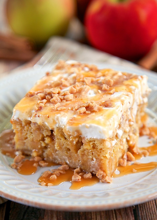 Caramel Apple Pie Poke Cake