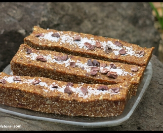 {Recipe} Nut-free lunchbox snacks: chilli and parsley crackers; oaty carob bites