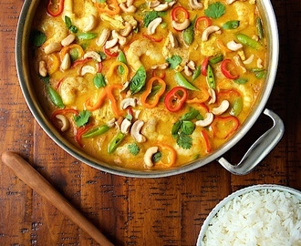 Shrimp and Chicken Cashew Curry