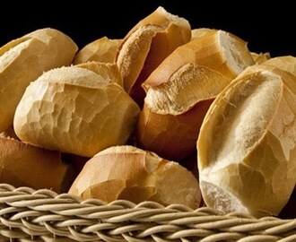 Receita de Pão Francês, Aprenda a fazer facilmente em sua casa o famoso pãozinho francês, companheiro diário do café da manhã, anote a receita.