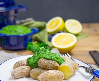 Kanarische Salzkartoffel mit Feldsalat-Pesto